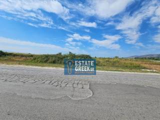 ★ Κτίζει 1181 τ.μ. ★ Βρίσκεται σε 2 δρόμους ★ Σε κεντρικό σημείο ★