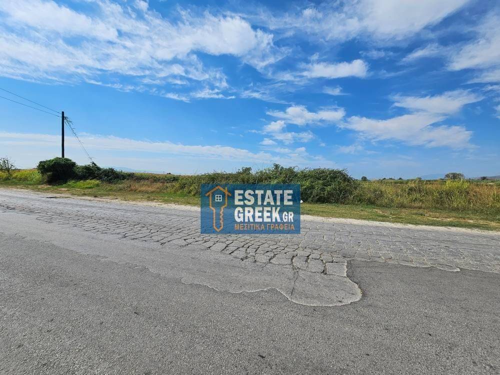 ★ Κτίζει 1181 τ.μ. ★ Βρίσκεται σε 2 δρόμους ★ Σε κεντρικό σημείο ★