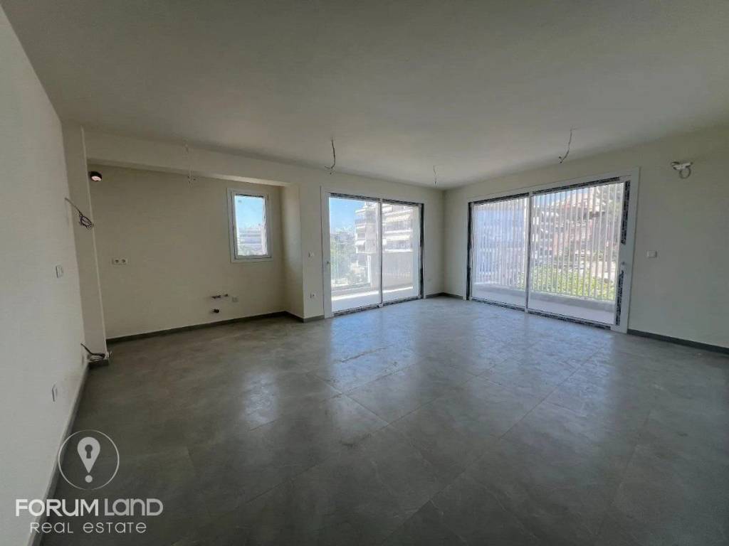 Forumland Real Estate, Σαλοκουζίνα