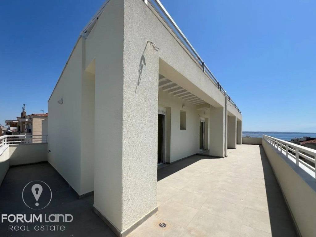 Forumland Real Estate, Exoterike Opse