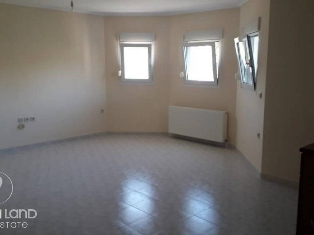 Forumland Real Estate, Σαλοκουζίνα