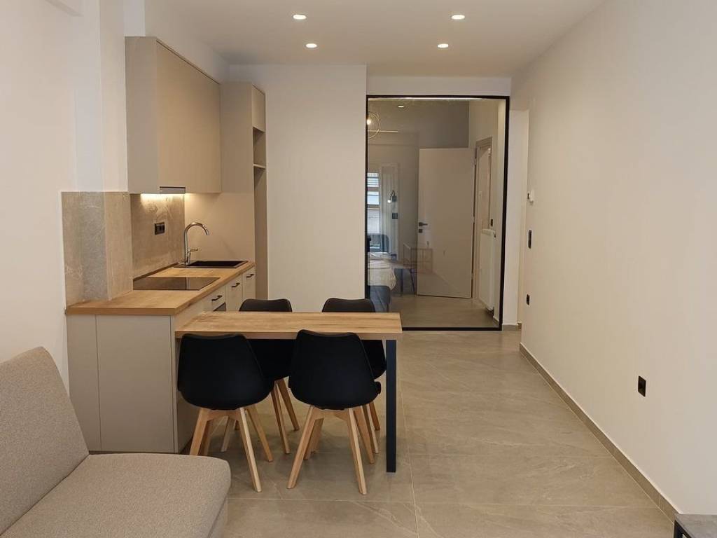 Forumland Real Estate, Σαλοκουζίνα