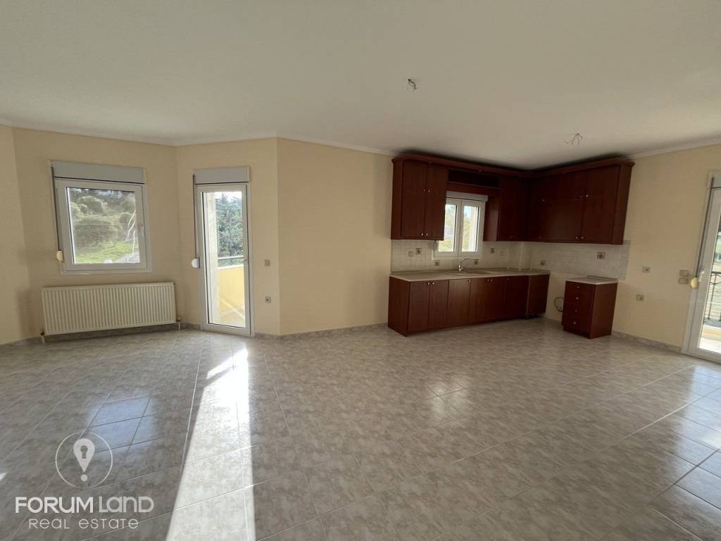 Forumland Real Estate, Σαλοκουζίνα