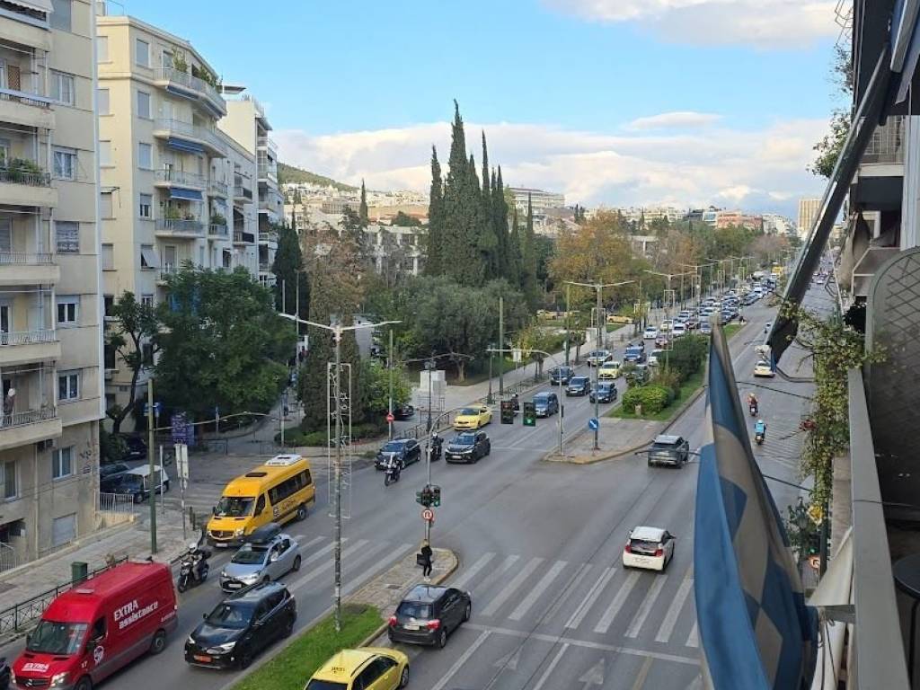 σε κεντρικο σημειο