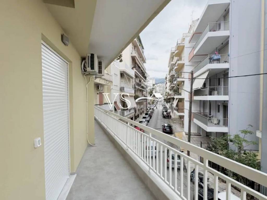 Θέα απο μπαλκόνι