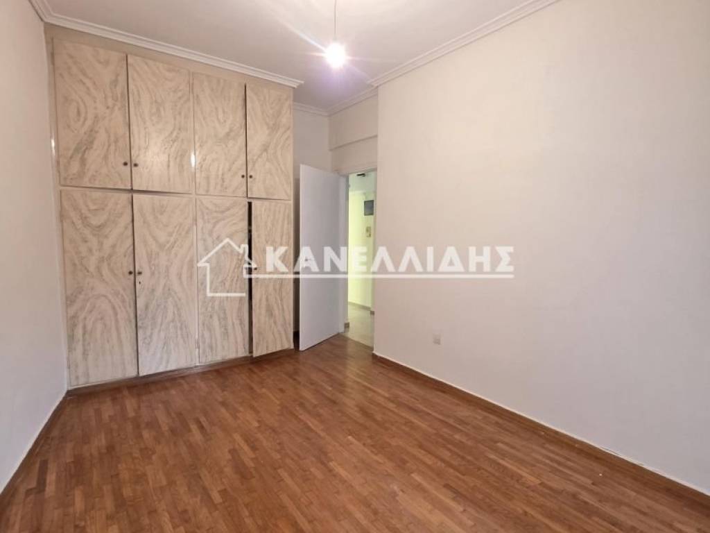 Υπνοδωμάτιο,1