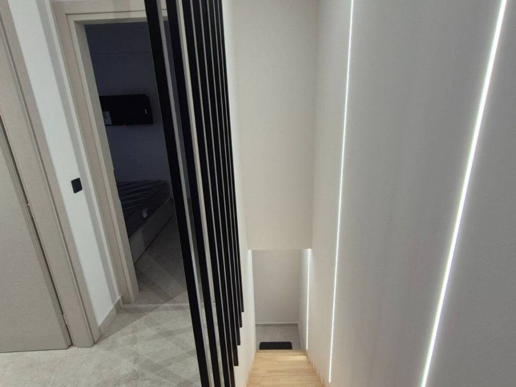 ΕΣΩΤΕΡΙΚΗ ΣΚΑΛΑ