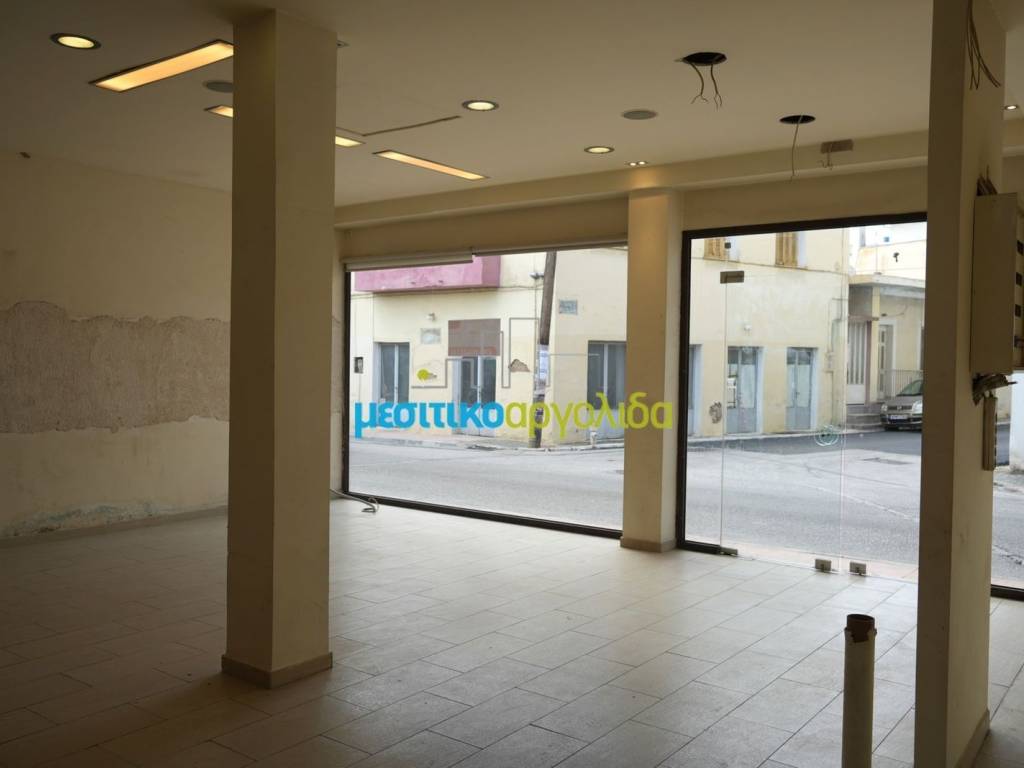 Εσωτερικοι χώροι