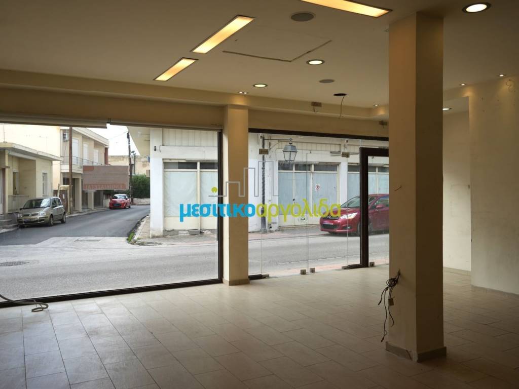 Εσωτερικοι χώροι