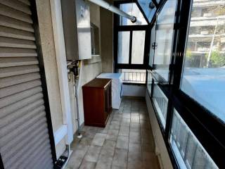 Piso kleisto mpalkoni - apothekaki