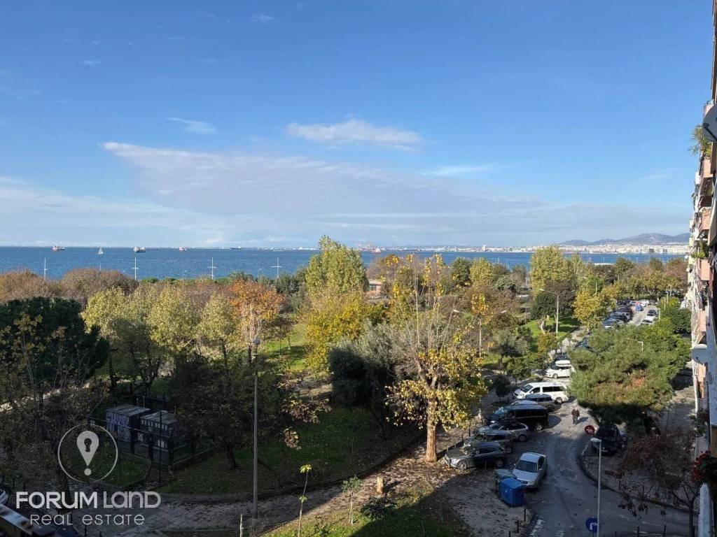 Forumland Real Estate, Θέα θάλασσα