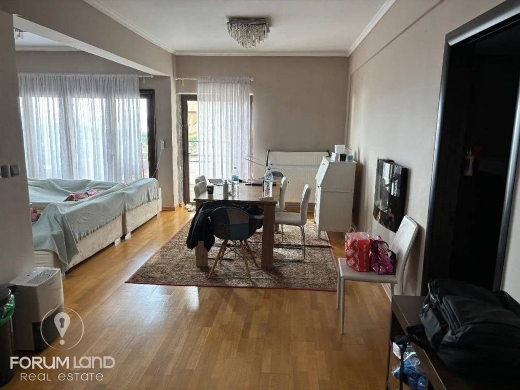 Forumland Real Estate, Σαλοκουζίνα