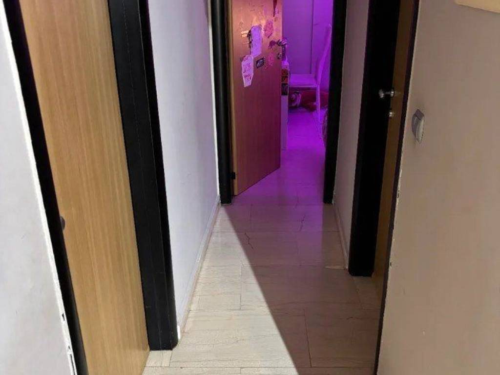 Forumland Real Estate, Διάδρομος