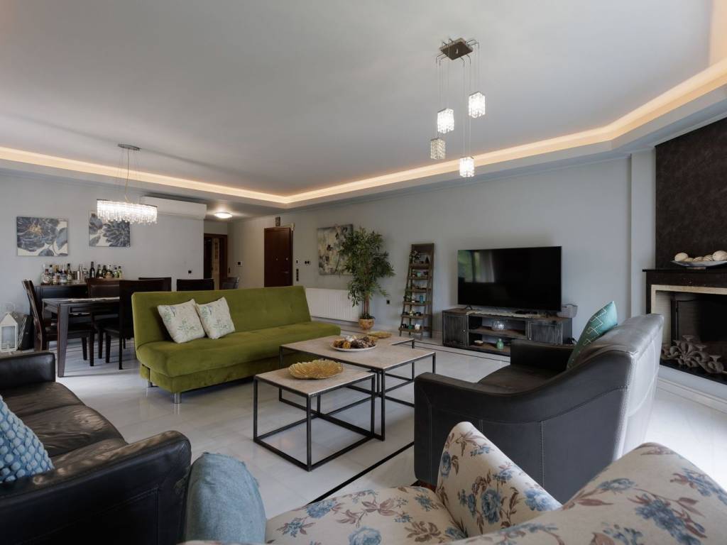 Εσωτερικοι χώροι