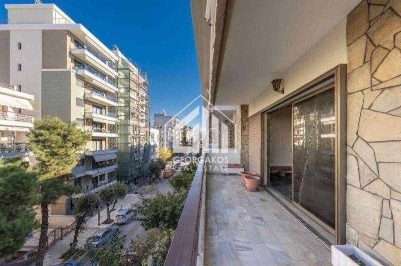 Θέα από μπαλκόνι