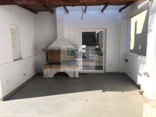 PRIVATE VERANDA WITH BBQ