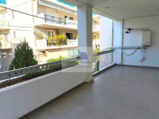 FRONT VERANDA