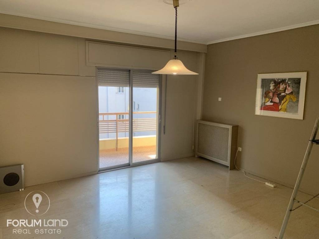 Forumland Real Estate, Καθιστικό