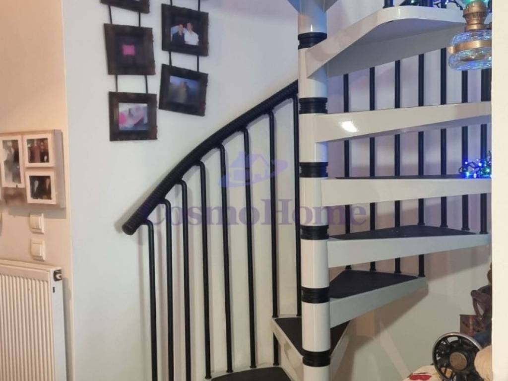 ΕΣΩΤΕΡΙΚΕΣ ΣΚΑΛΕΣ