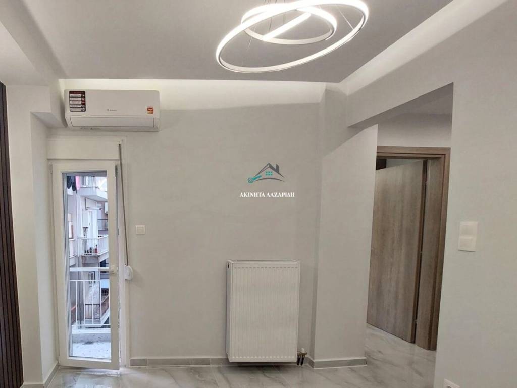 Σαλοκουζίνα