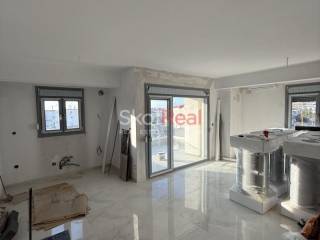 Σαλοκουζίνα