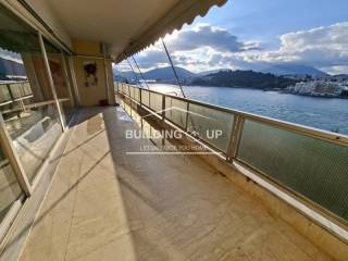 Θέα από μπαλκόνι