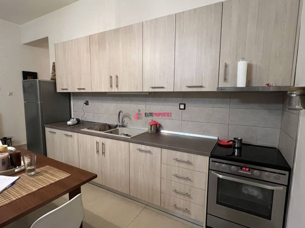 ΣΑΛΟΚΟΥΖΙΝΑ