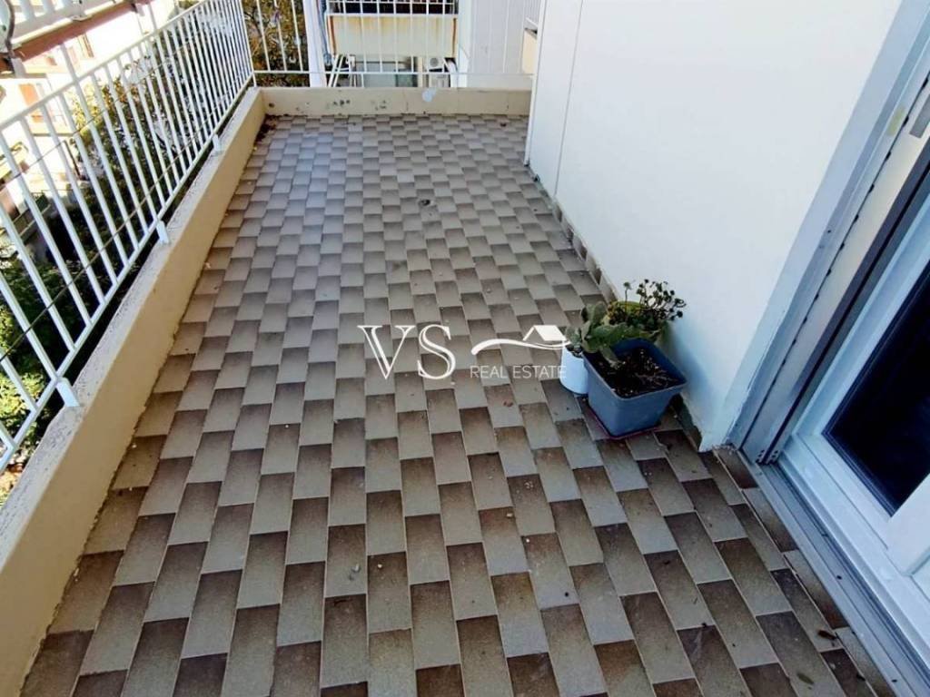 Θέα απο μπαλκόνι