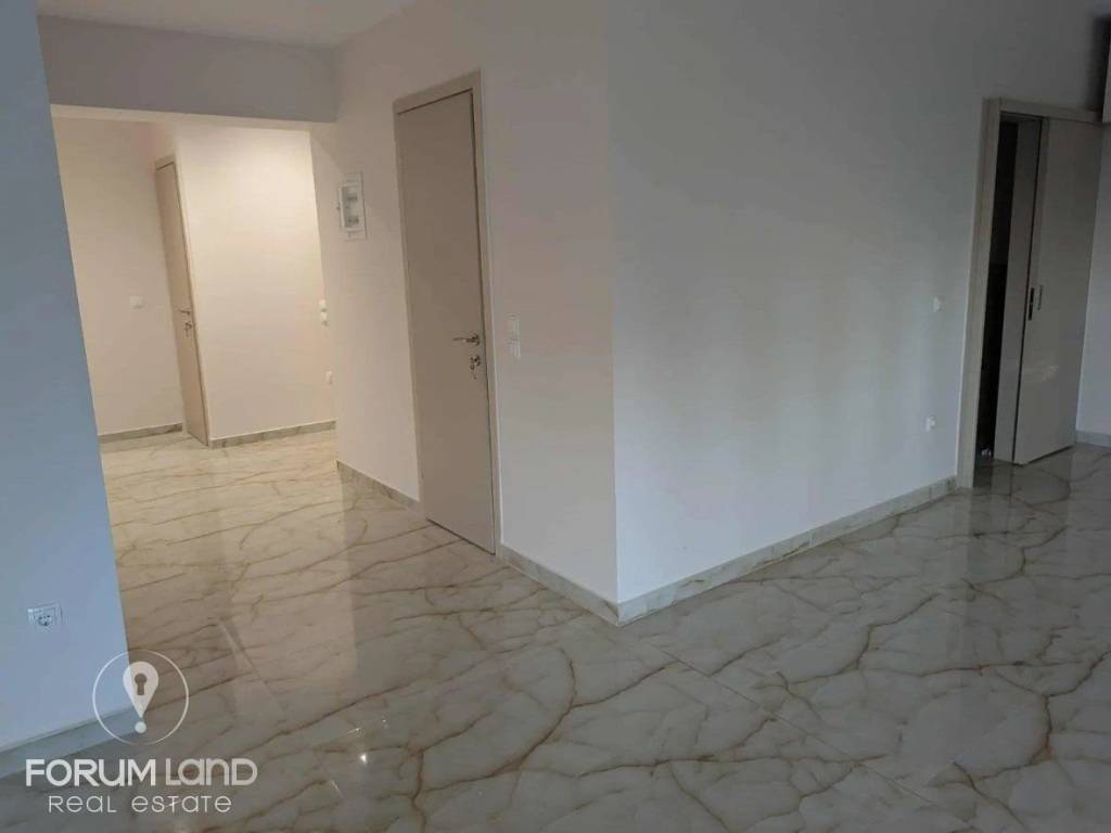 Forumland Real Estate, Εσωτερικός Χώρος