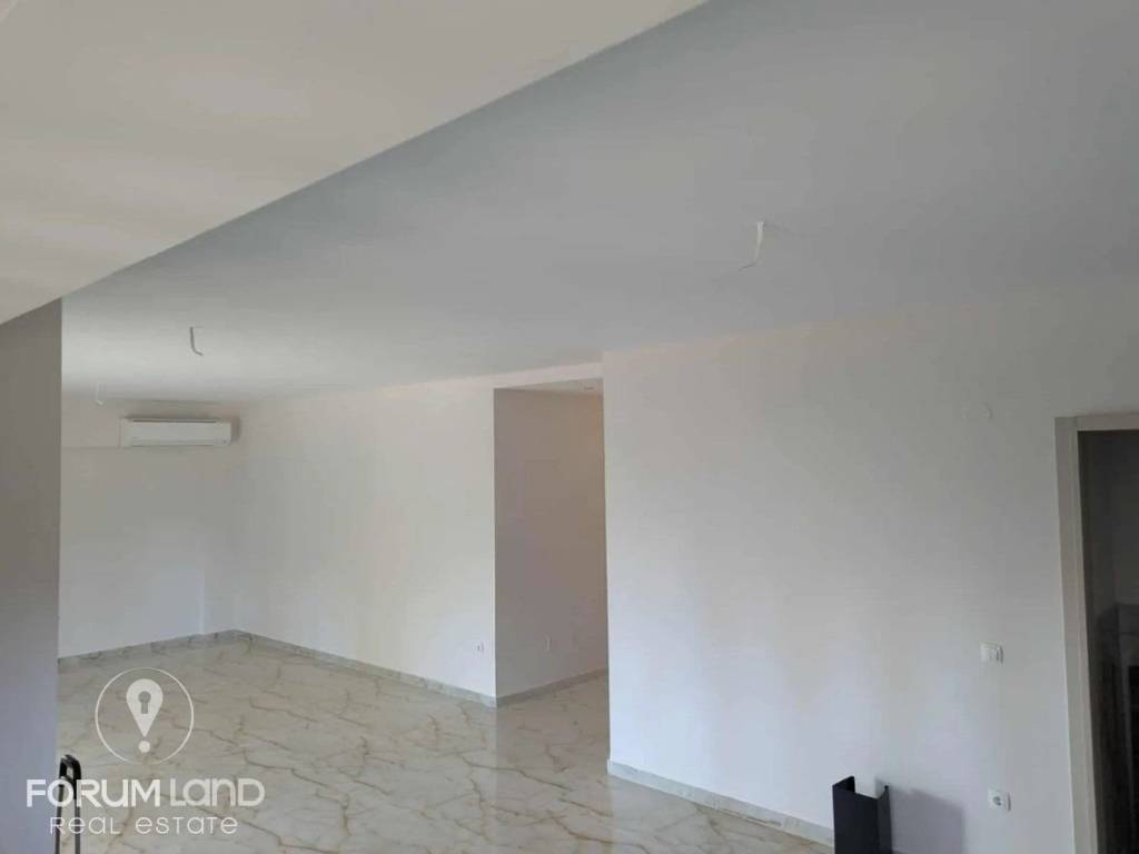 Forumland Real Estate, Εσωτερικός Χώρος