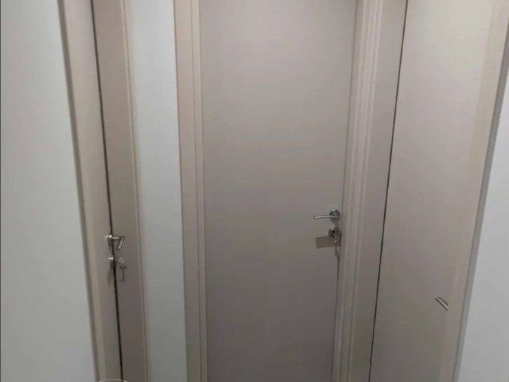 Forumland Real Estate, Διάδρομος