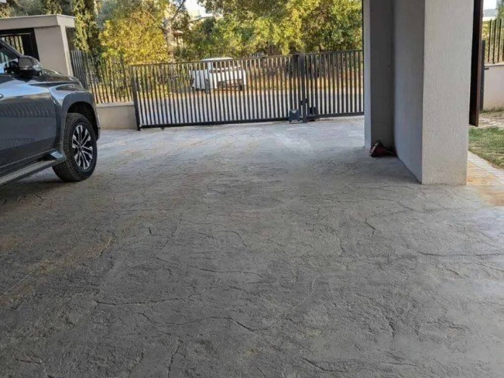 Forumland Real Estate, Parking space