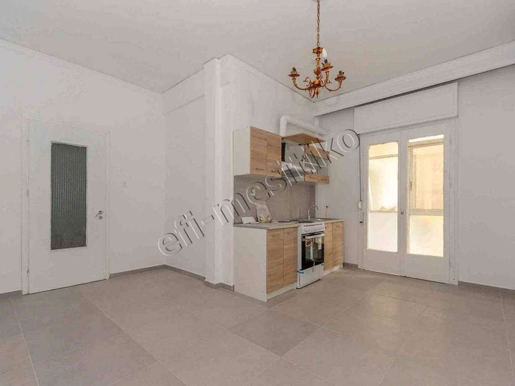 Σαλοκουζίνα