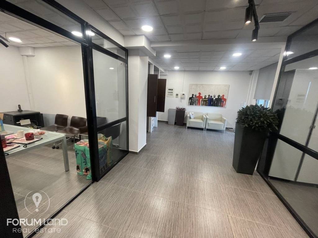 Forumland Real Estate, Εσωτερική όψη