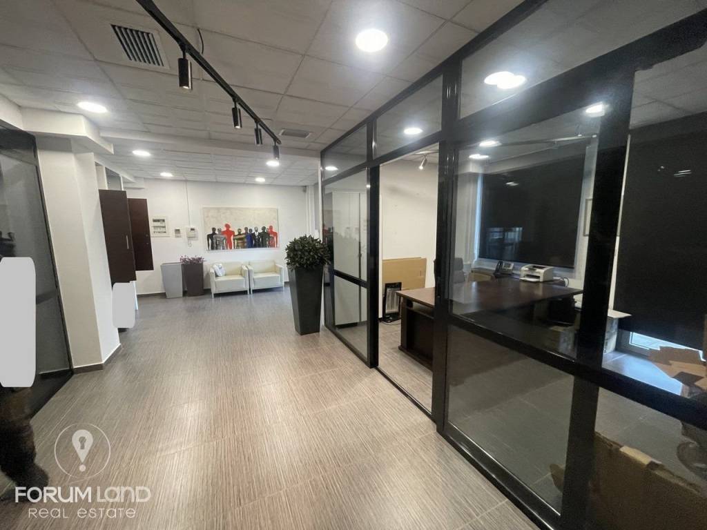 Forumland Real Estate, Εσωτερική όψη