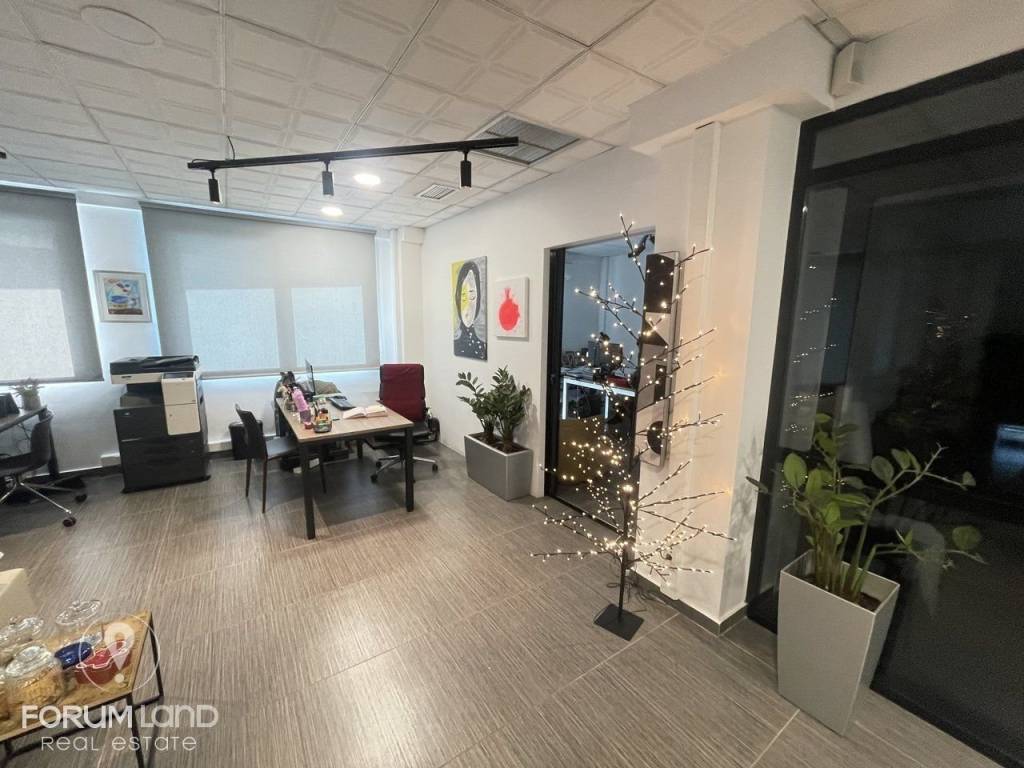 Forumland Real Estate, Εσωτερική όψη