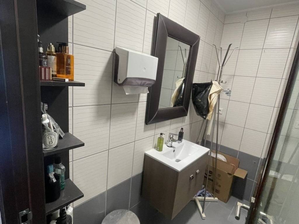 Forumland Real Estate, 2 WC