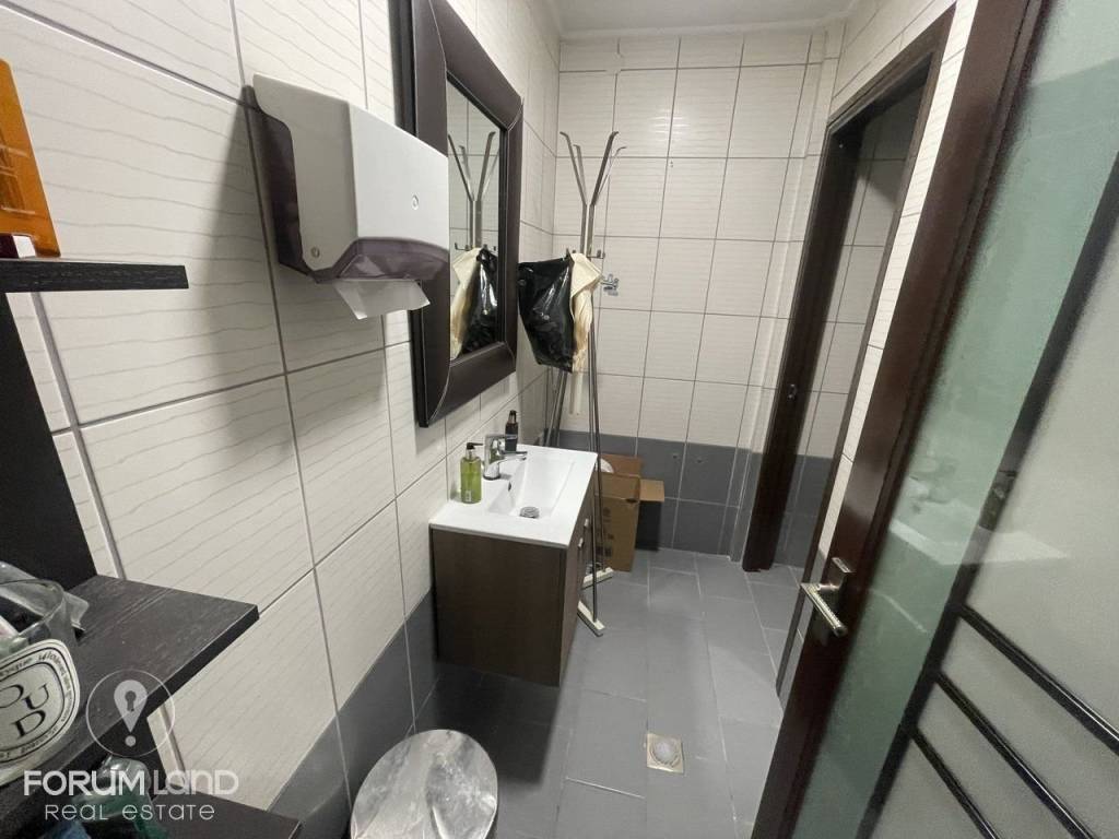 Forumland Real Estate, 2 WC