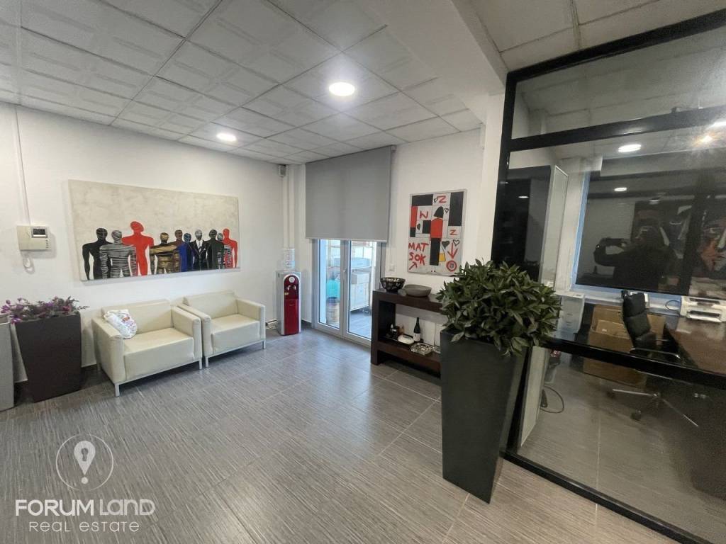 Forumland Real Estate, Εσωτερική όψη