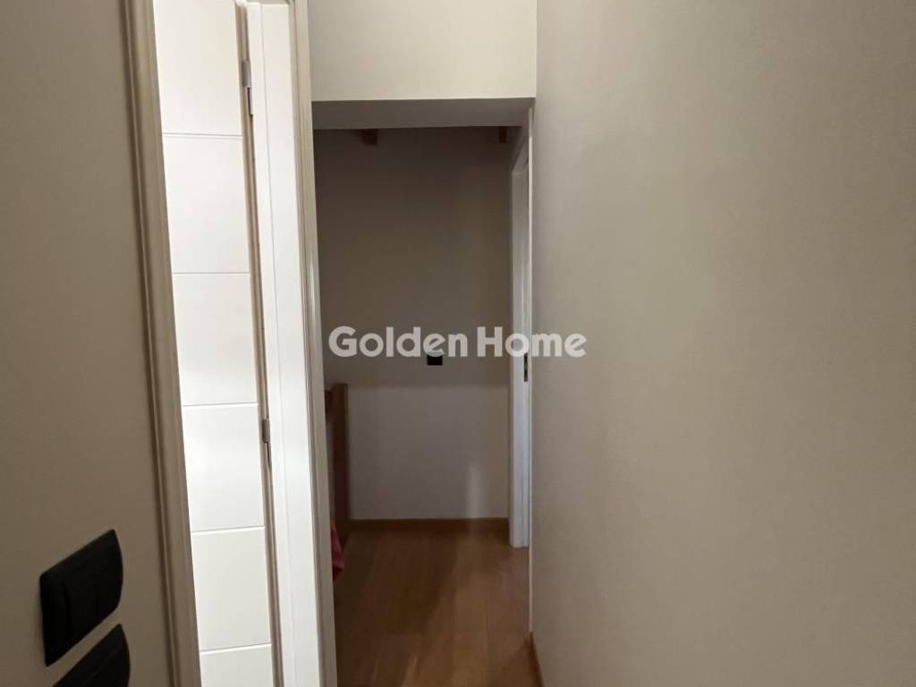 Χολ - Διάδρομος