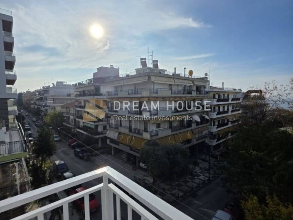 Θέα από μπαλκόνι