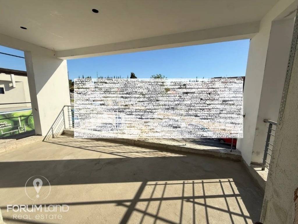 Forumland Real Estate, Βεράντες