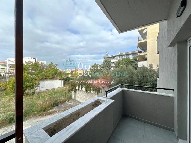 Θέα από μπαλκόνι