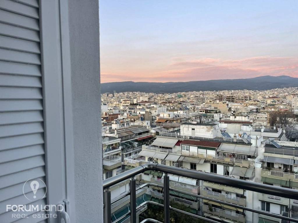 Forumland Real Estate, Απεριόριστη Θέα