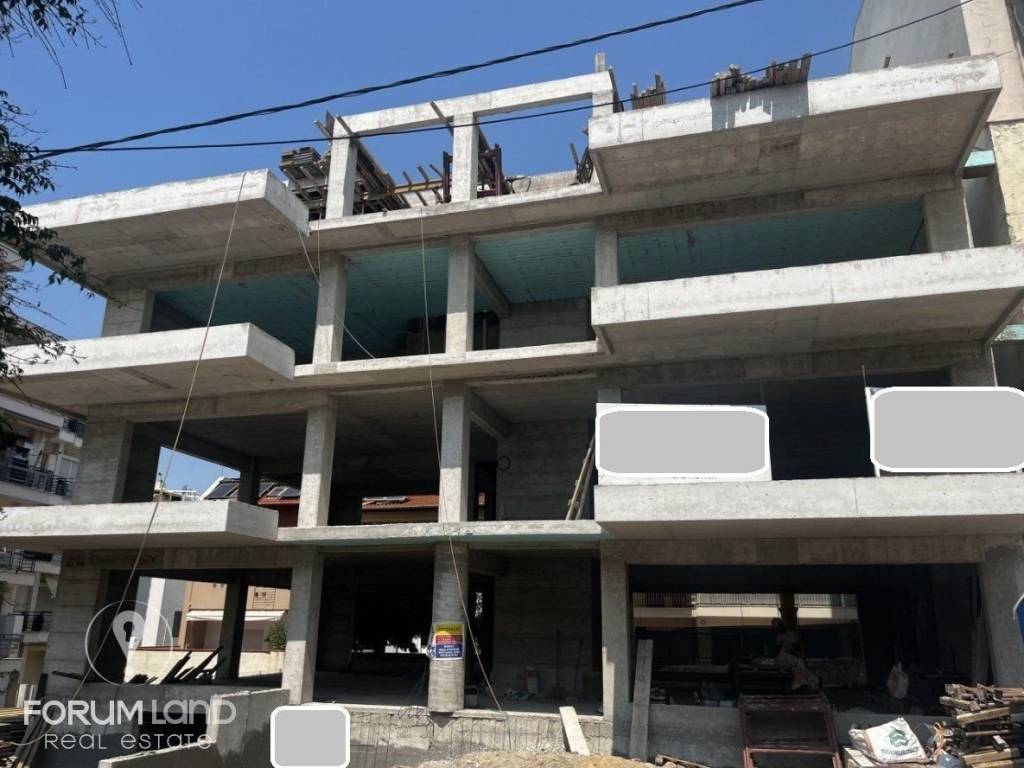 Forumland Real Estate, Εξωτερική Όψη