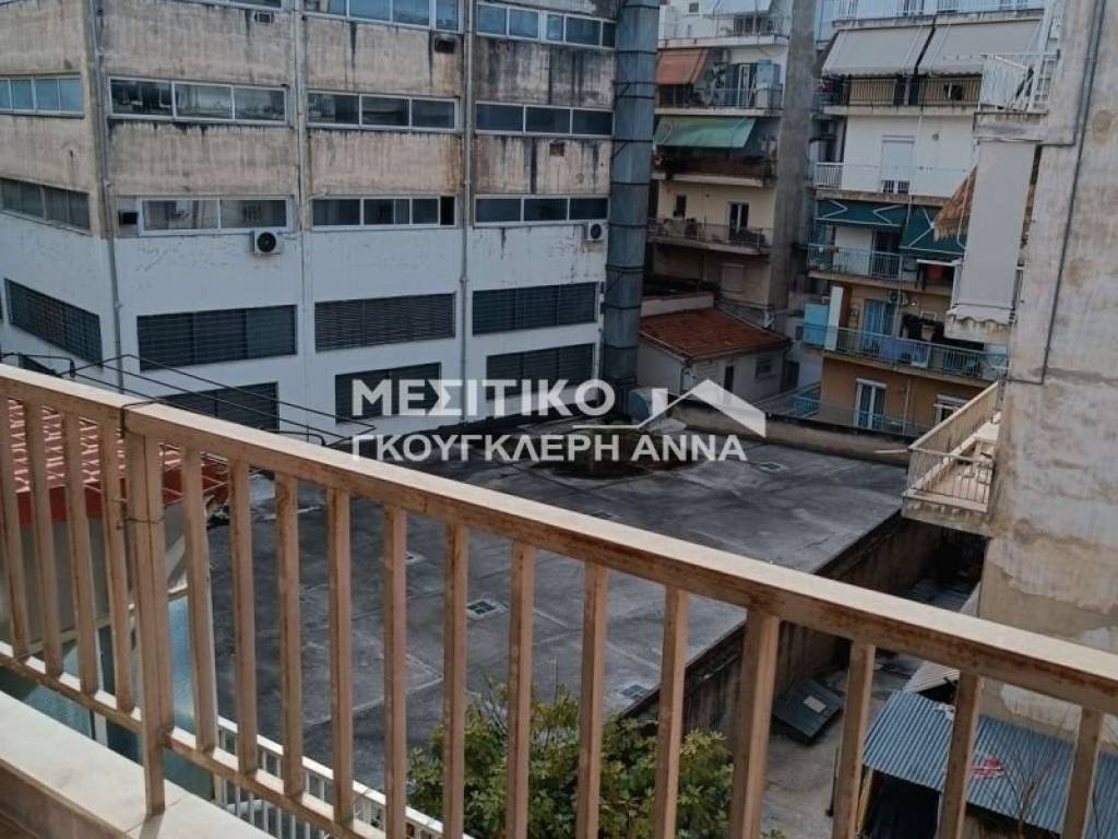 Θέα από μπαλκόνι