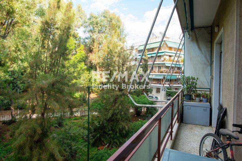 Θέα από μπαλκόνι