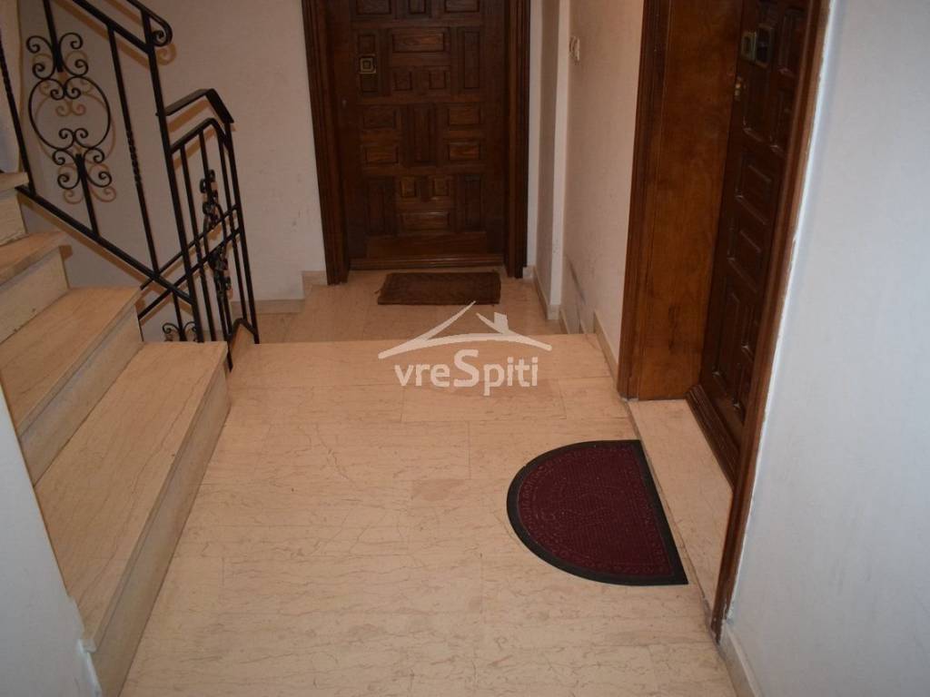 ΕΙΣΟΔΟΣ ΟΙΚΙΑΣ