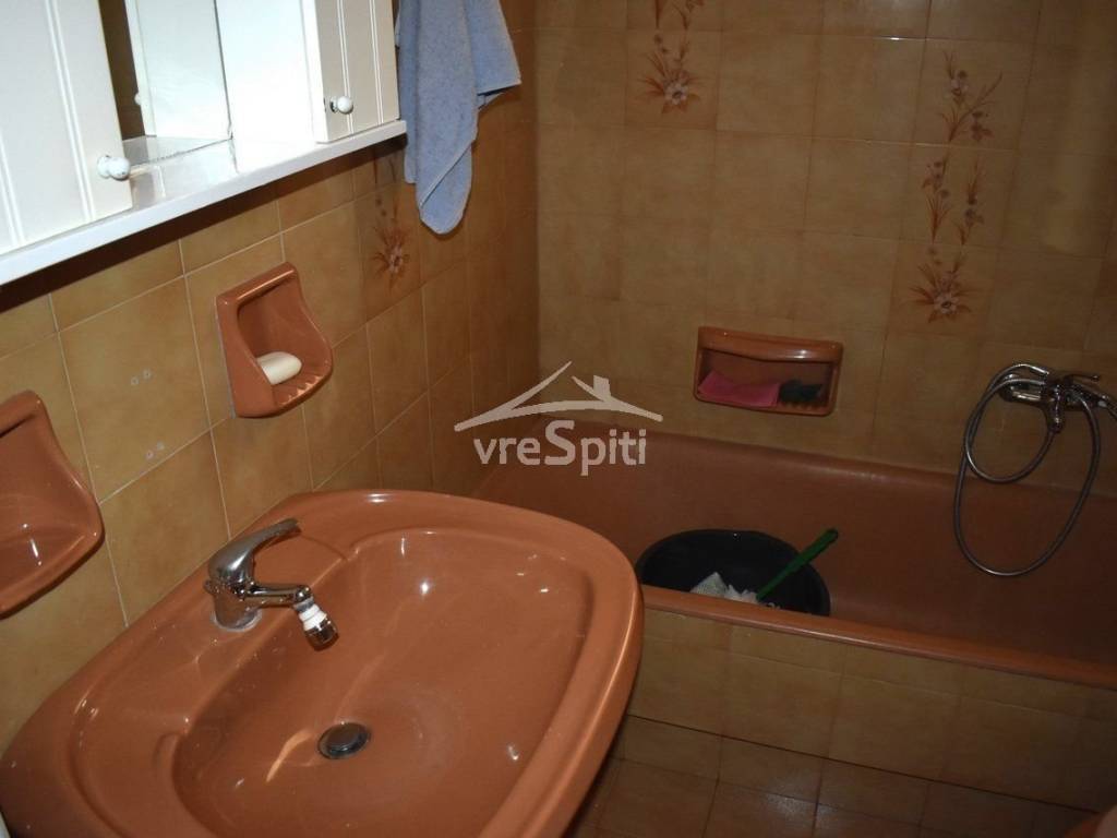 ΟΙΚΟΓΕΝΕΙΑΚΟ ΛΟΥΤΡΟ