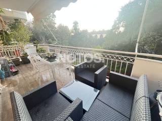 Θέα από μπαλκόνι